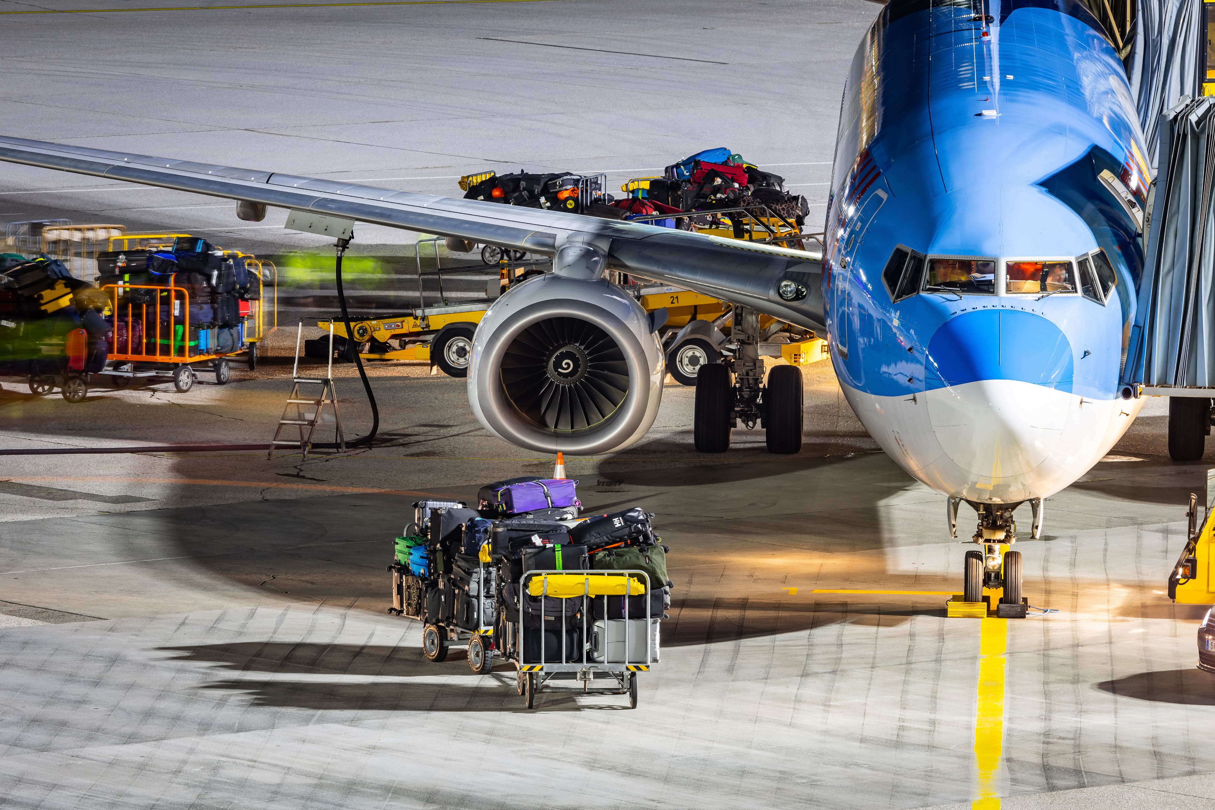 Aircraft Cleaning and Provisioning-min
